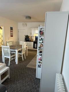 2 bedroom flat to rent, High Street, Gateshead