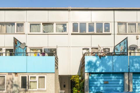 undefined, Radnor Close, Mitcham CR4