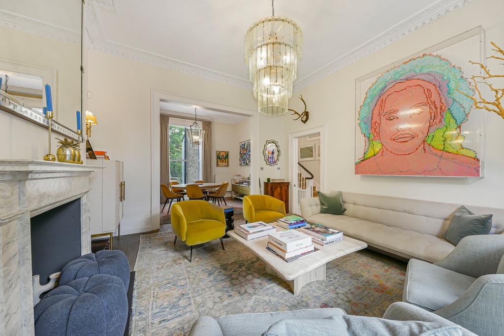 House in London - View 3