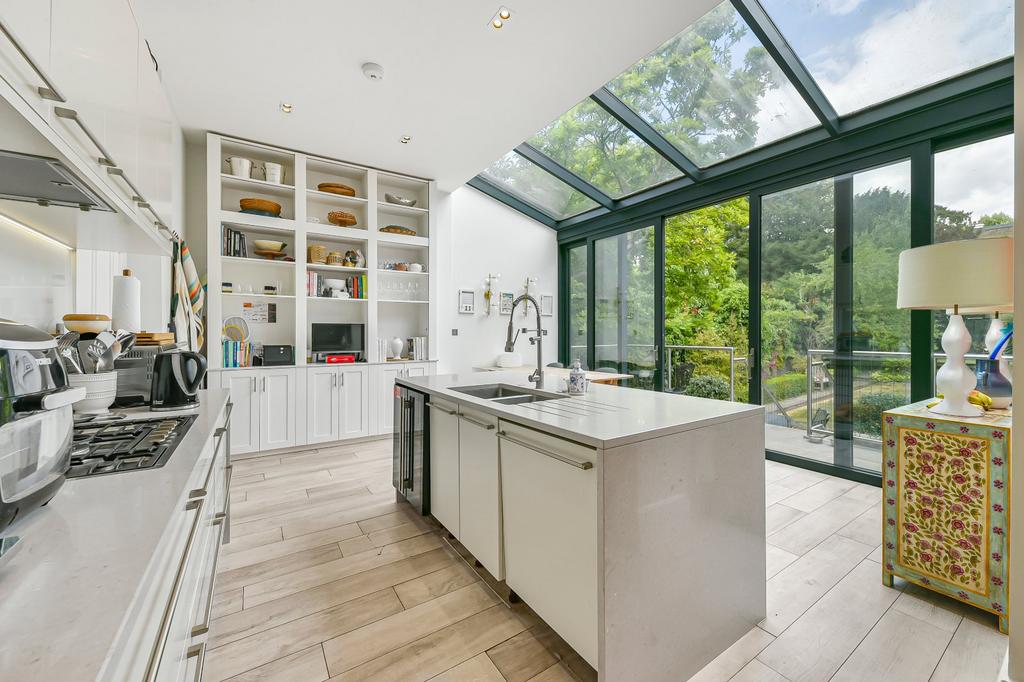 House in London - View 5