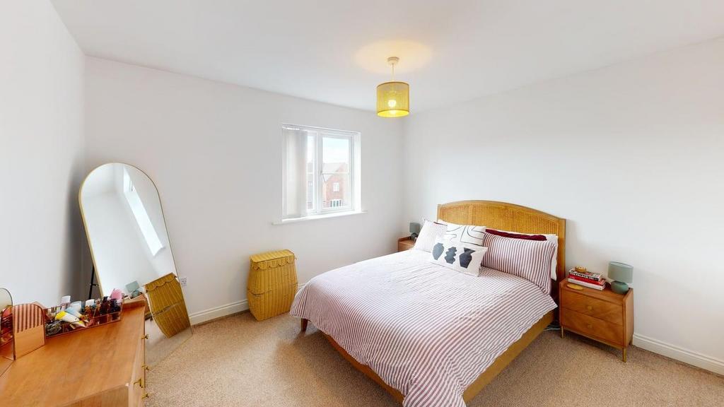 Apartment in Newcastle upon Tyne - View 5