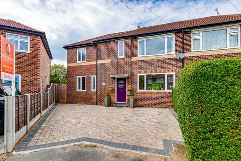 4 bedroom semi-detached house to rent, The Grove, Flixton, Manchester, M41