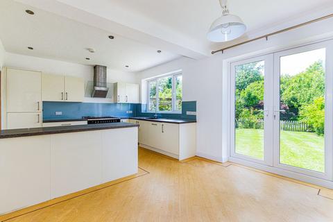 4 bedroom semi-detached house to rent, The Grove, Flixton, Manchester, M41