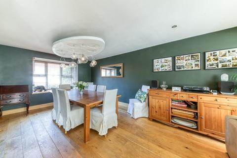 5 bedroom detached house for sale, Auriol Close, Worcester Park