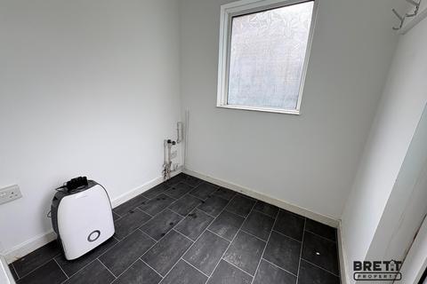 2 bedroom detached house for sale, 34 Church Street, Haverfordwest SA61 2EA