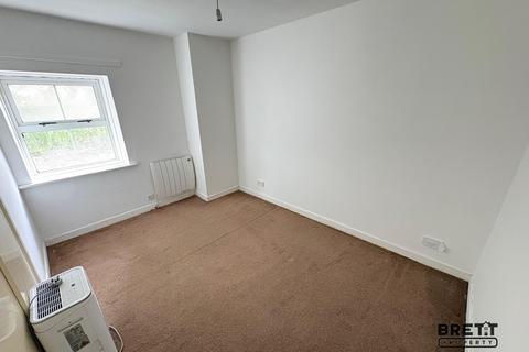 2 bedroom detached house for sale, 34 Church Street, Haverfordwest SA61 2EA