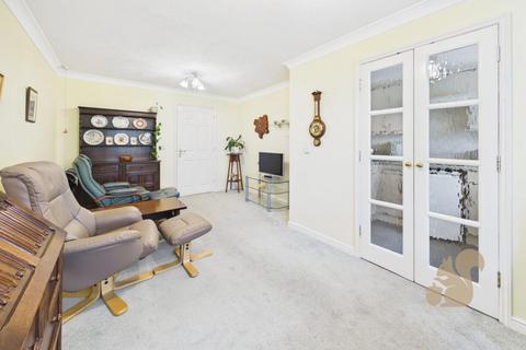 1 bedroom retirement property for sale, Risbygate Street, Bury St. Edmunds IP33