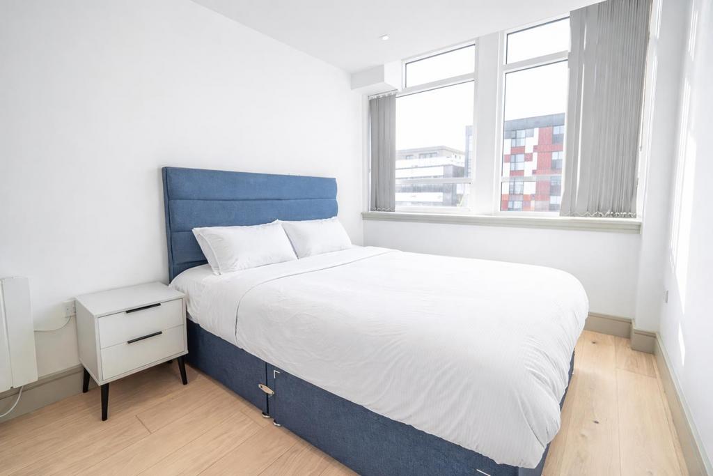Apartment in Harrow - View 3