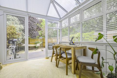 2 bedroom end of terrace house for sale, HADLEIGH CLOSE, SWINDON SN5