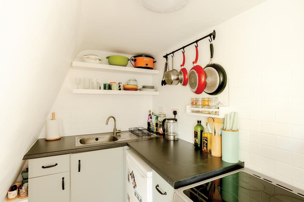 Apartment in Bristol - View 2