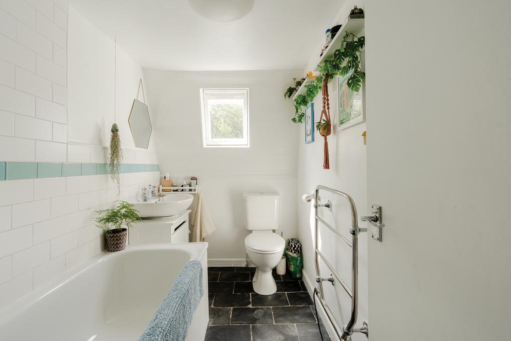 Apartment in Bristol - View 5