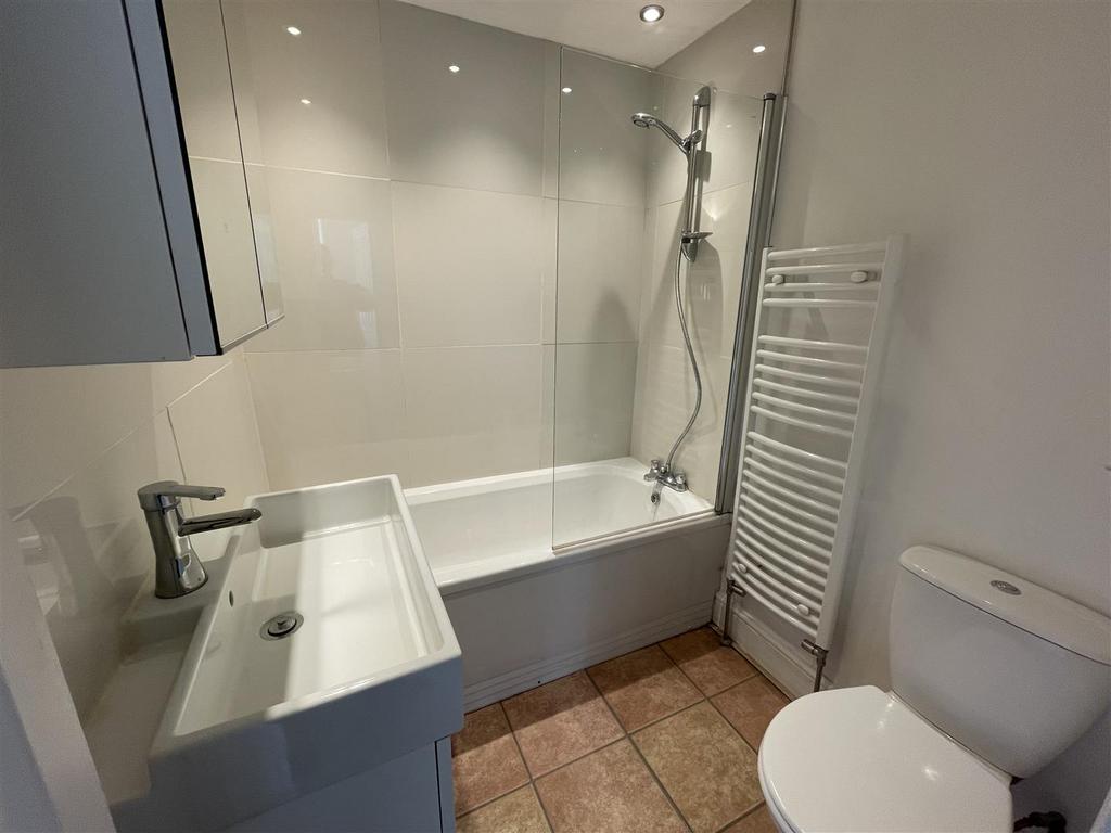 House in Sheffield, South Yorkshire - View 5