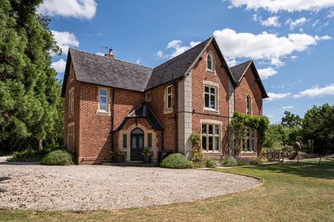 6 bedroom country house for sale, Dorsington Road, Pebworth, Stratford-upon-Avon CV37 8XB