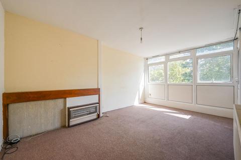 3 bedroom flat for sale, Crowder Street, Shadwell, London, E1