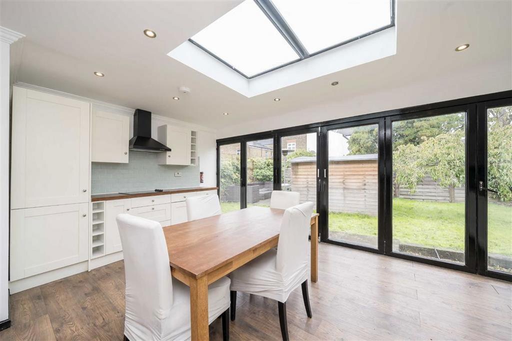 House in London - View 4