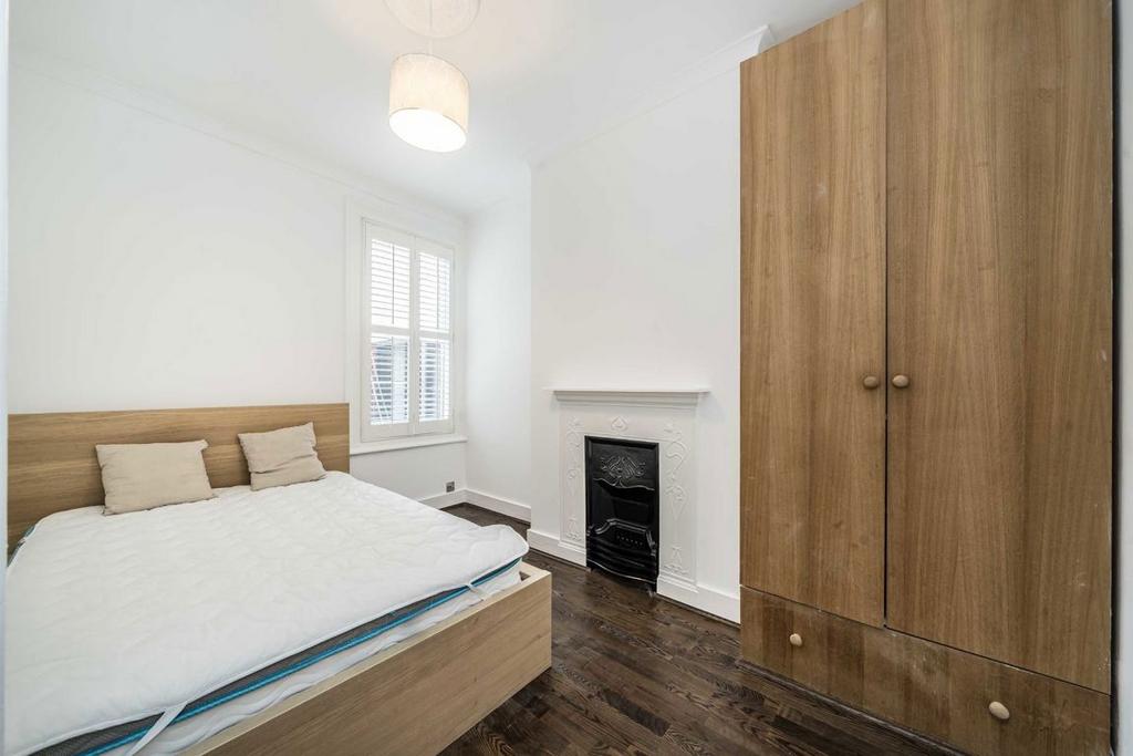 Apartment in London - View 4