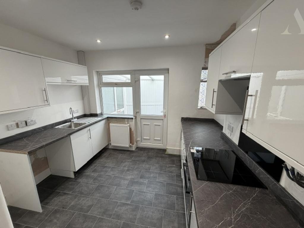 House in Birmingham, West Midlands - View 4