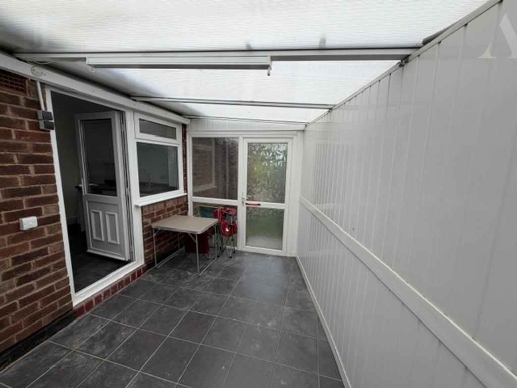 House in Birmingham, West Midlands - More