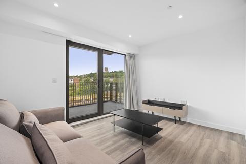 1 bedroom apartment to rent, 507 Assay Apartments, Station View GU1