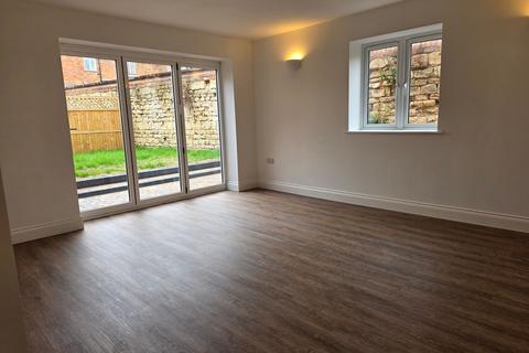 4 bedroom detached house to rent, Melton Road, Waltham on the Wolds, Leicestershire, LE14 4AJ