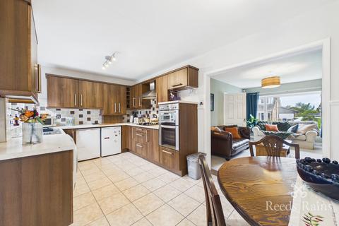 3 bedroom semi-detached house for sale, Hayfield Avenue, Preston PR5