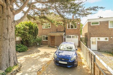 Shooters Hill Road, Blackheath SE18