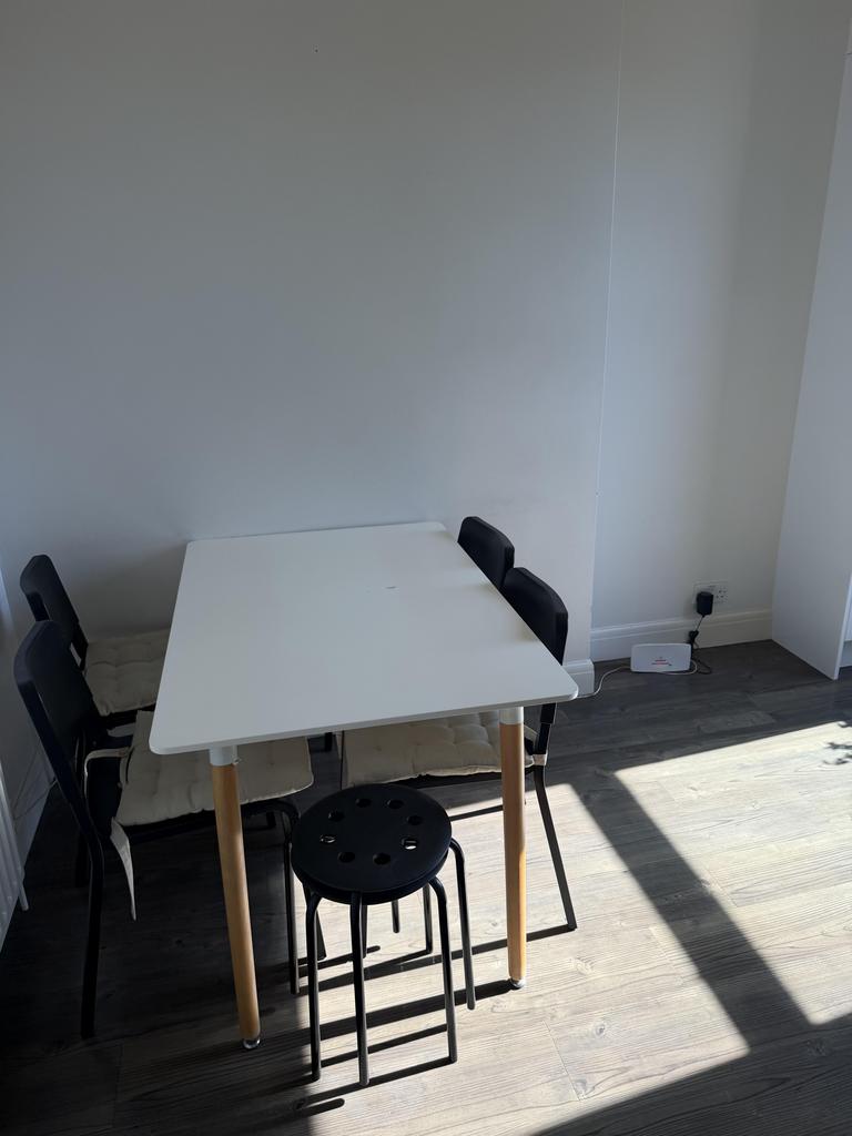 Apartment in London - View 2