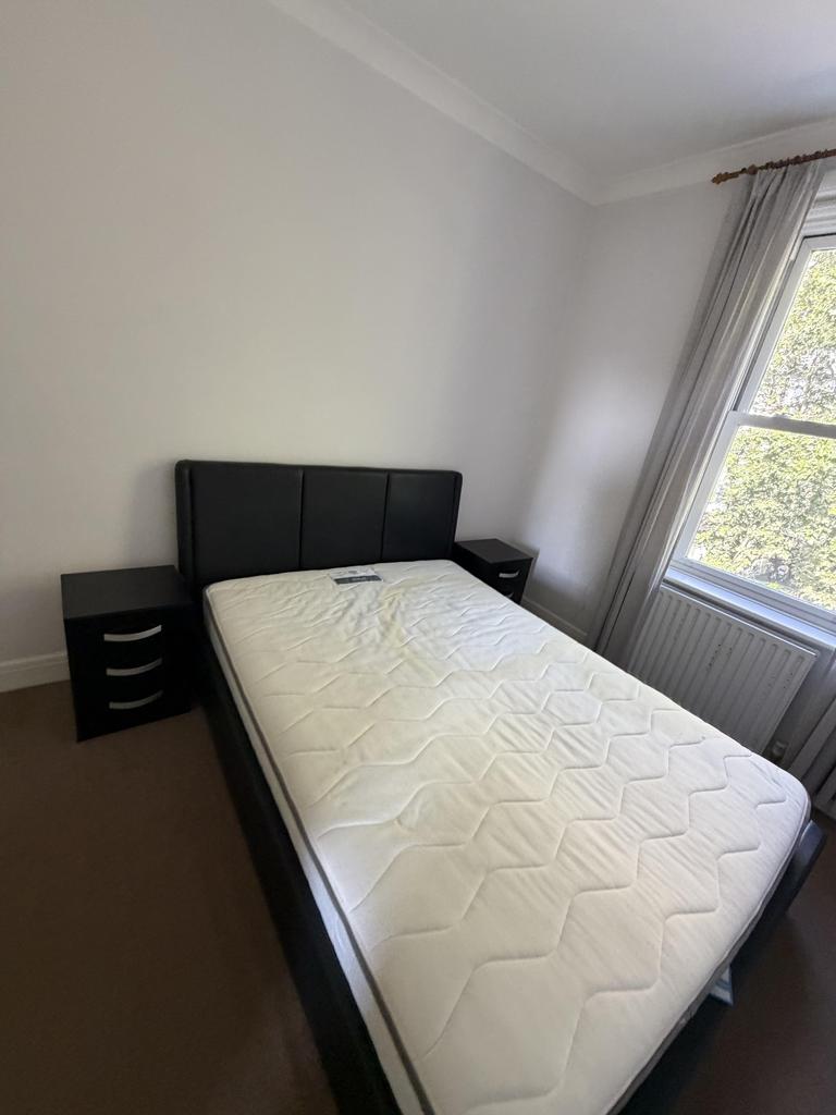 Apartment in London - View 3