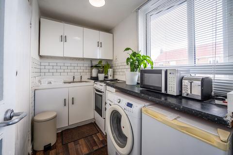 1 bedroom flat for sale, Cheltenham Road, Peckham Rye, London, SE15