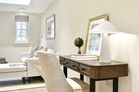 undefined, Strand Chambers, Strand, WC2R