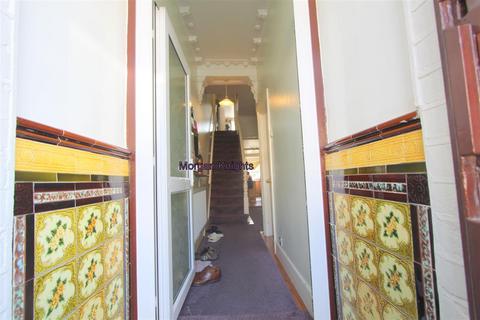 3 bedroom terraced house for sale, Manor Park E12