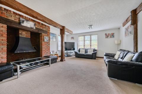 4 bedroom detached house for sale, Ducks Hill Road, Northwood, HA6