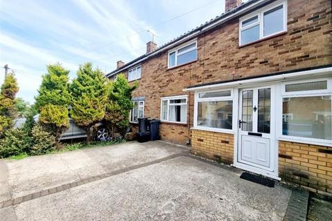 3 bedroom terraced house to rent, Wortham Way, STEVENAGE, SG2