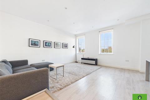 1 bedroom flat to rent, High Street, Hornchurch RM12