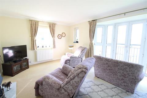 2 bedroom apartment for sale, Egypt Esplanade, Cowes PO31