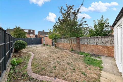 3 bedroom end of terrace house to rent, Sipson Road, West Drayton, UB7