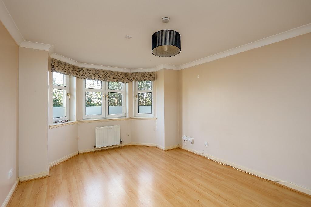 Apartment in Edinburgh - More