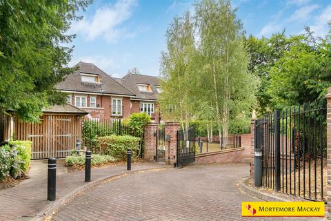 2 bedroom apartment for sale, Village Road, Enfield