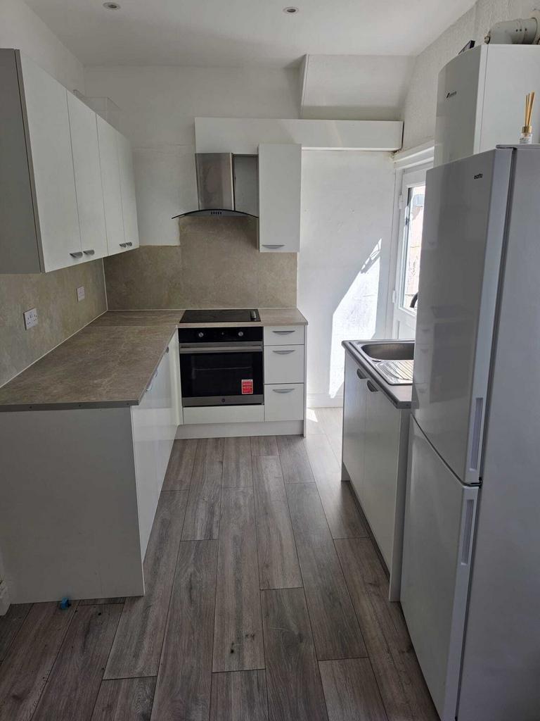 Apartment in London - More