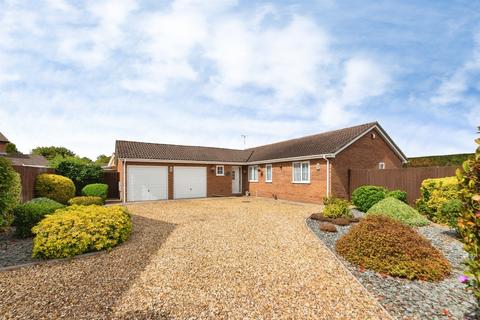 3 bedroom detached bungalow for sale, Larch Close, Bourne PE10