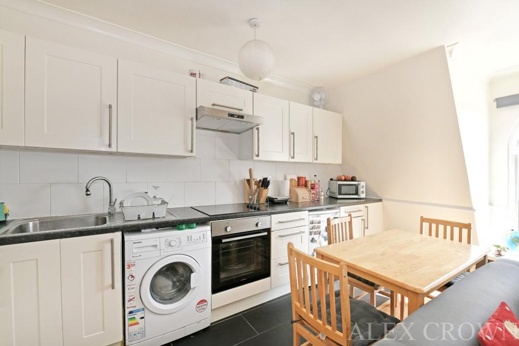 Apartment in London - View 4