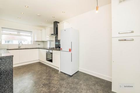 3 bedroom house to rent, Springleaze, Bristol, BS4
