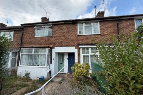 2 bedroom terraced house to rent, Pomfret Avenue, Luton, LU2