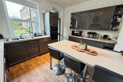 4 bedroom semi-detached house for sale, Bromley Road, Shipley, BD18