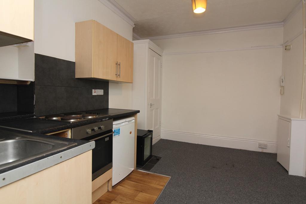 Apartment in Brighton, Kemptown - View 5