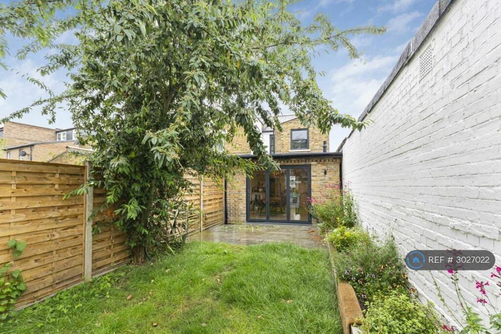 House in London - View 4