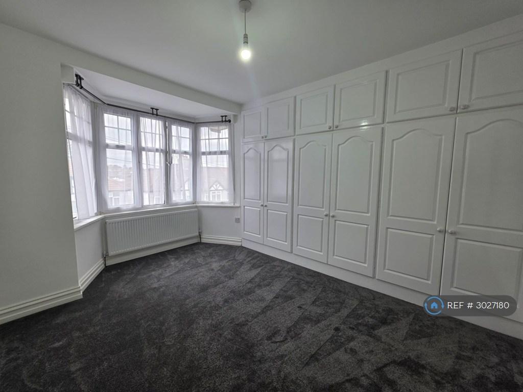 House in London - View 4