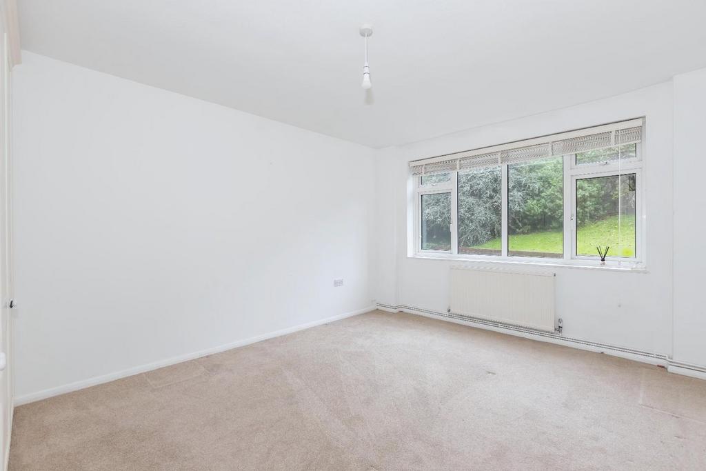 Apartment in Brighton, Withdean - More