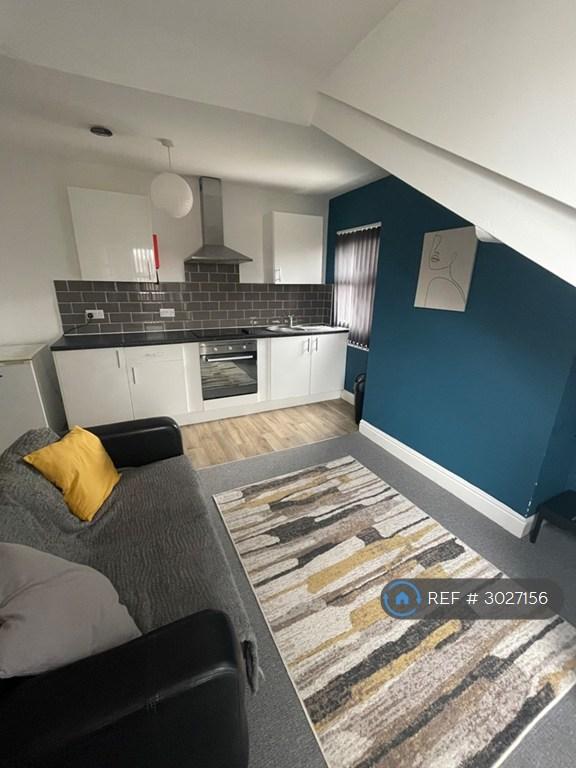 Apartment in Leeds - View 2