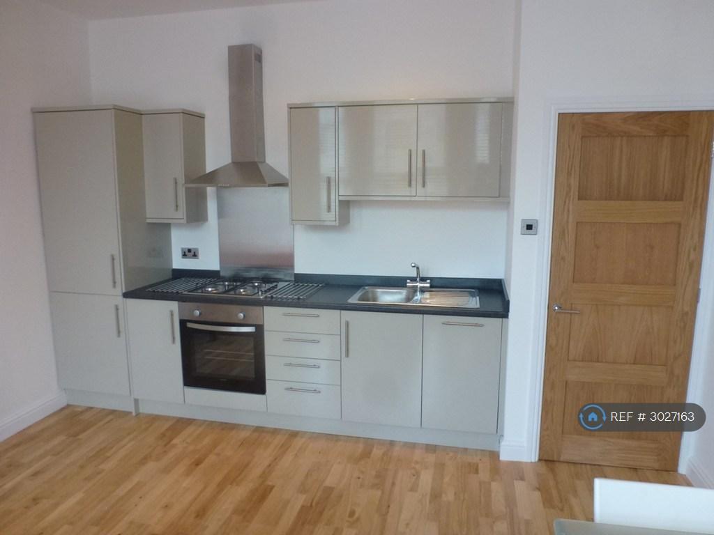 Apartment in Liverpool - View 2